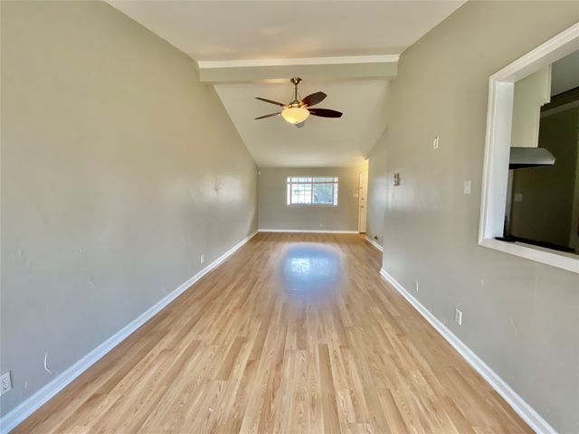 828 Kingswood Avenue, Richardson, TX 75080
