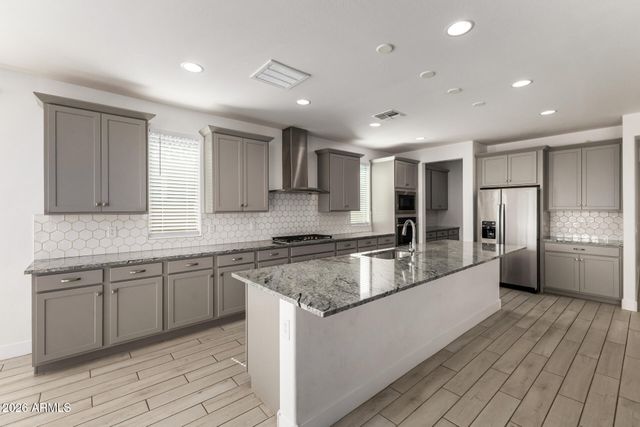 9657 E SPIRAL Avenue, Mesa, AZ 85212