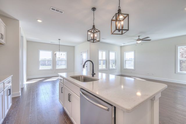 535 Leeland Ct, Gallatin, TN 37066