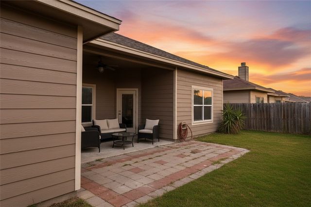 1121 Axis, Corpus Christi, TX 78418