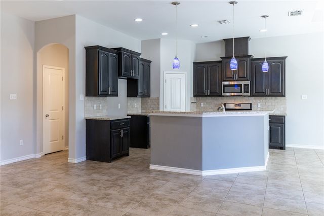 1121 Axis, Corpus Christi, TX 78418