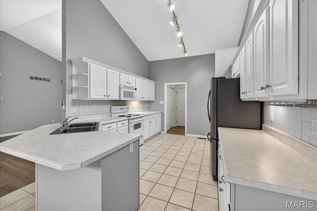 784 River Glen Drive, O'fallon, MO 63368