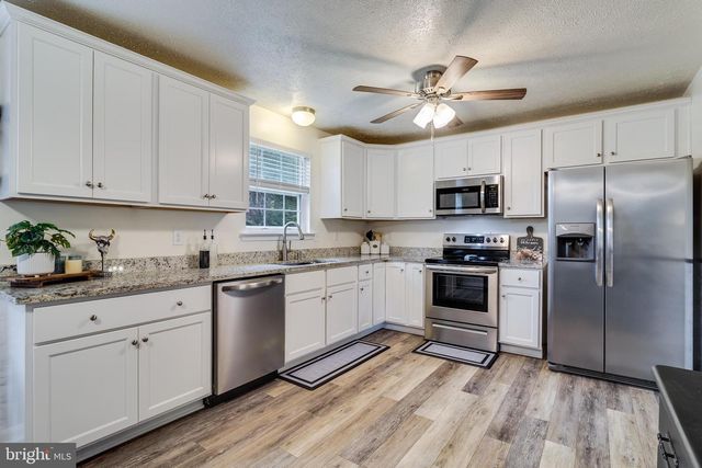 26167 CRESENT LN, Mechanicsville, MD 20659