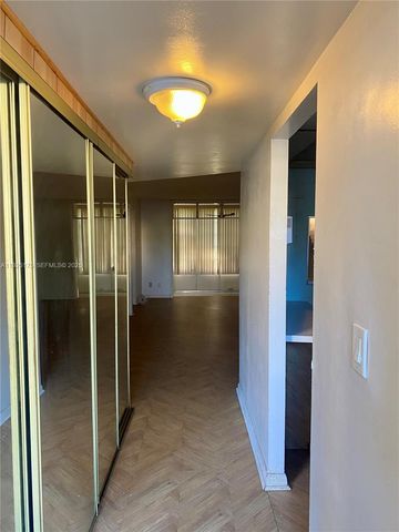 9261 Sunrise Lakes Blvd 103, Sunrise, FL 33322