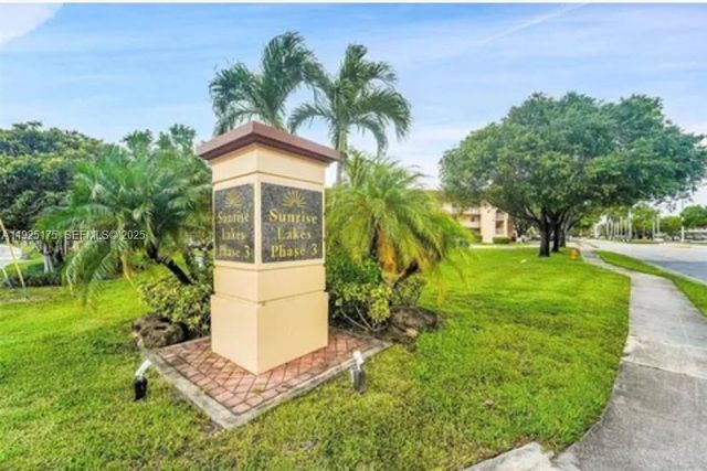 9261 Sunrise Lakes Blvd 103, Sunrise, FL 33322