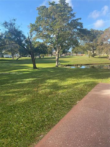 9261 Sunrise Lakes Blvd 103, Sunrise, FL 33322