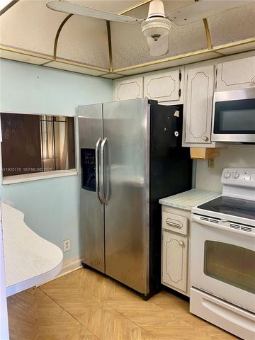 9261 Sunrise Lakes Blvd 103, Sunrise, FL 33322