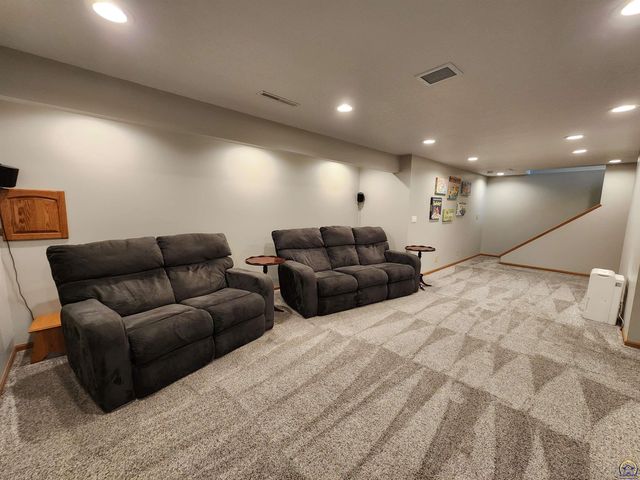 2645 Westridge DR, Emporia, KS 66801