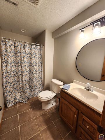 2645 Westridge DR, Emporia, KS 66801