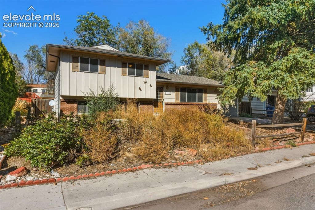 3702 Pearl Drive, Colorado Springs, CO 80918 — photo 2