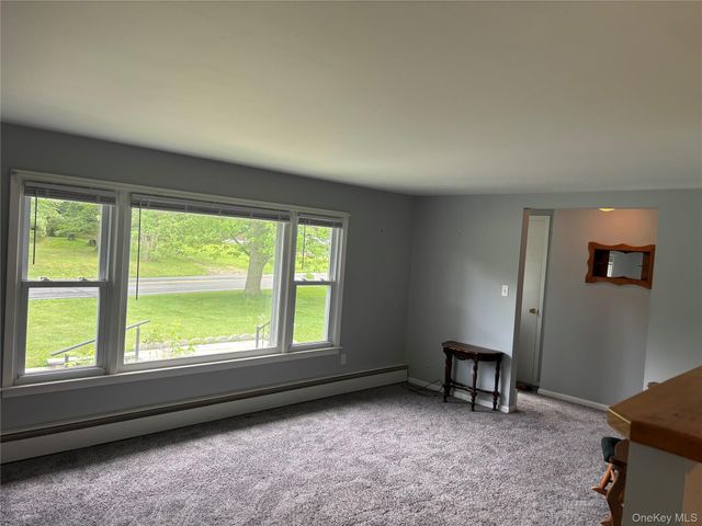 239 Vineyard Avenue, Highland, NY 12528