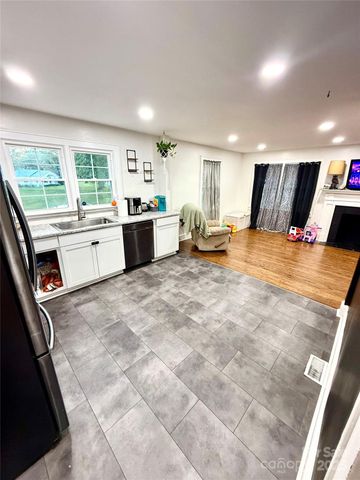 245 Church Street, Ellenboro, NC 28040