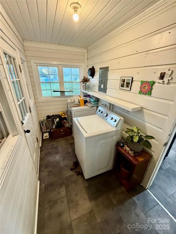 245 Church Street, Ellenboro, NC 28040