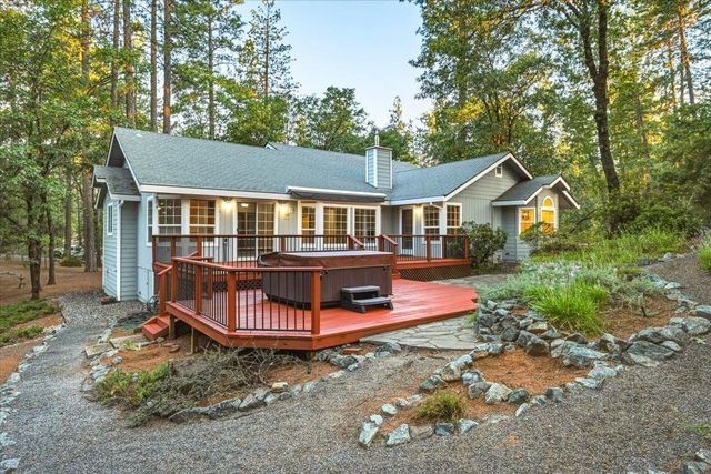 15241 Birch Meadows Cir, Grass Valley, CA 95945