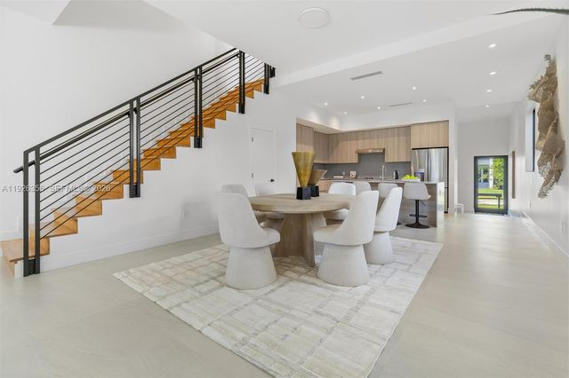 2785 SW 34th Ave, Miami, FL 33133