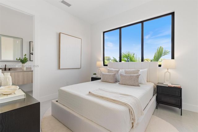 2785 SW 34th Ave, Miami, FL 33133