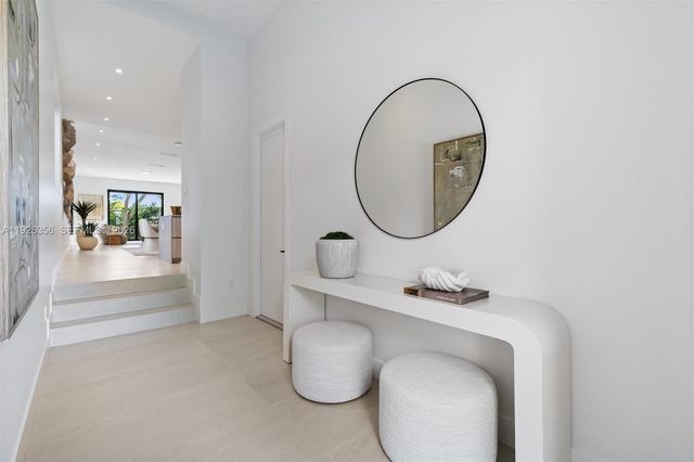 2785 SW 34th Ave, Miami, FL 33133