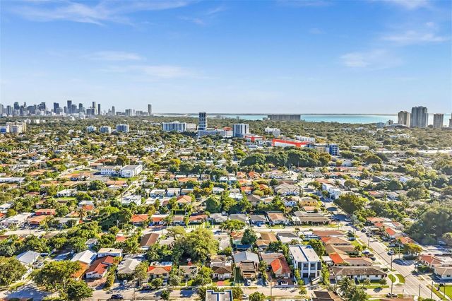 2785 SW 34th Ave, Miami, FL 33133