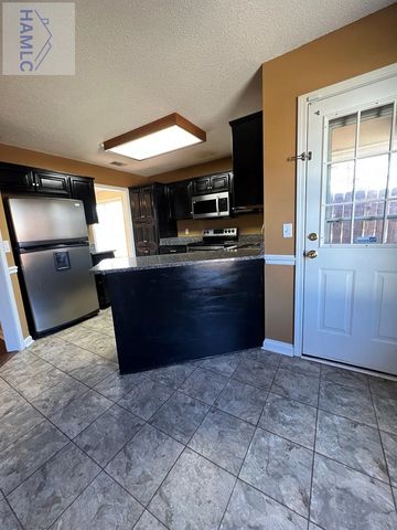 2020 Weybridge Court, Hinesville, GA 31313