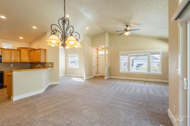 11500 W Tempe Lane, Star, ID 83669