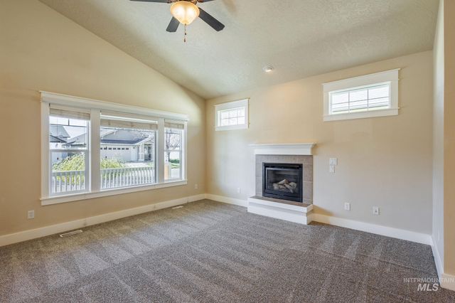 11500 W Tempe Lane, Star, ID 83669