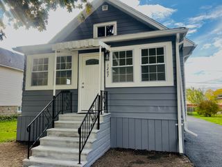 1207 Oakland Avenue, Joliet, IL 60435