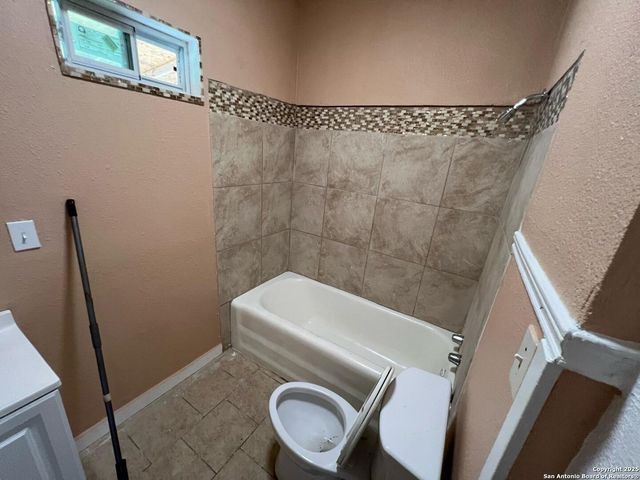 1036 Hammond, San Antonio, TX 78210