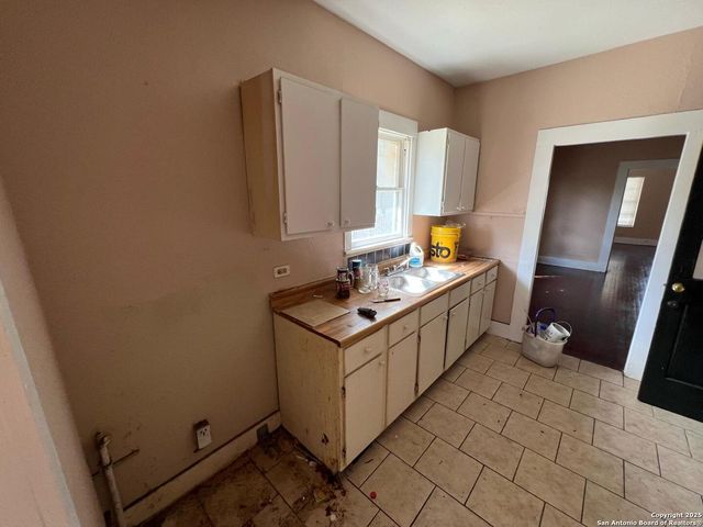 1036 Hammond, San Antonio, TX 78210