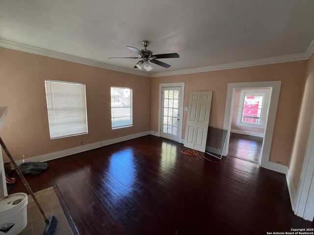 1036 Hammond, San Antonio, TX 78210