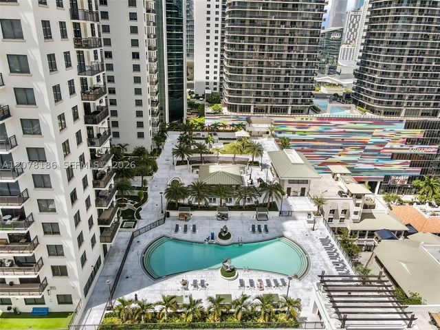 999 SW 1st Ave 2004, Miami, FL 33130