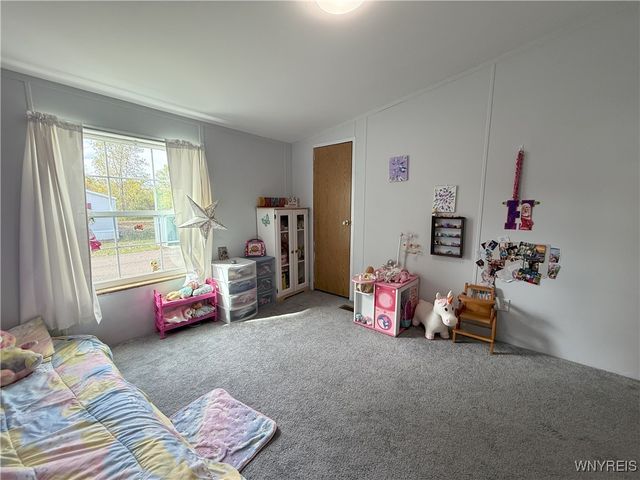 1306 Duchess Lane, Alden, NY 14004