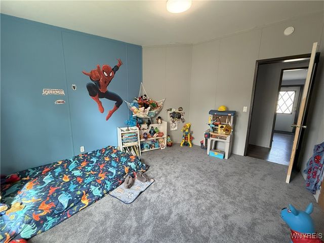 1306 Duchess Lane, Alden, NY 14004