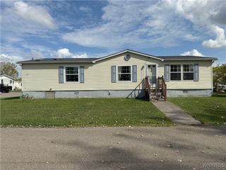 1306 Duchess Lane, Alden, NY 14004