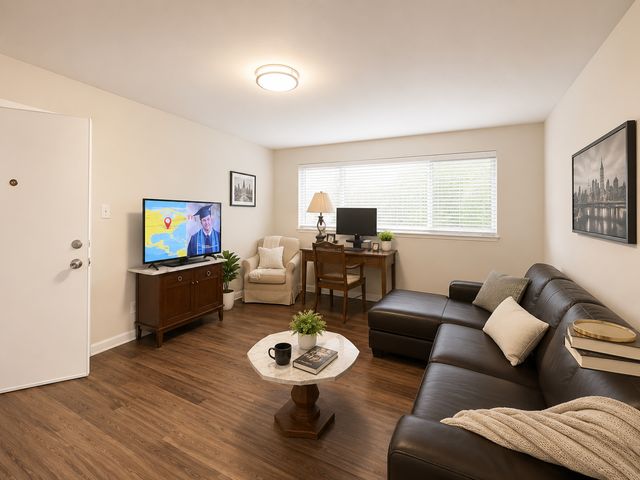 4916 N Harlem Avenue 2, Harwood Heights, IL 60706