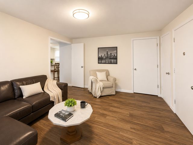 4916 N Harlem Avenue 2, Harwood Heights, IL 60706