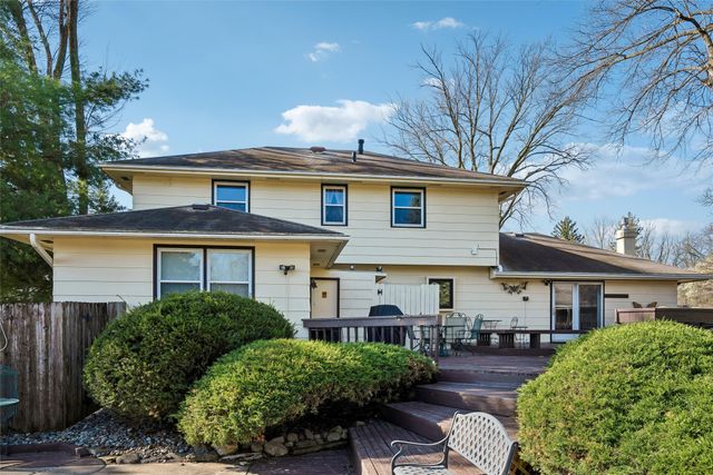 1608 E Lacona Avenue, Des Moines, IA 50320