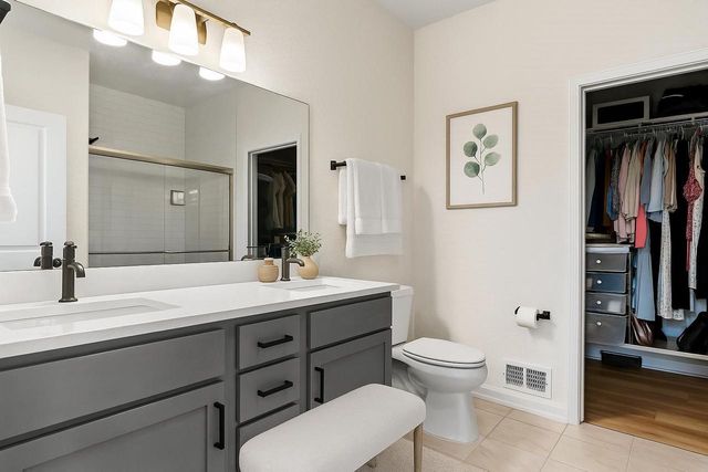 2753 Wayfair Street, Fitchburg, WI 53711