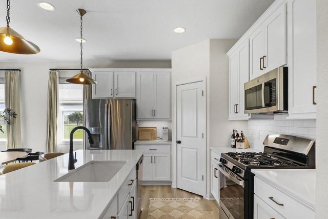 2753 Wayfair Street, Fitchburg, WI 53711