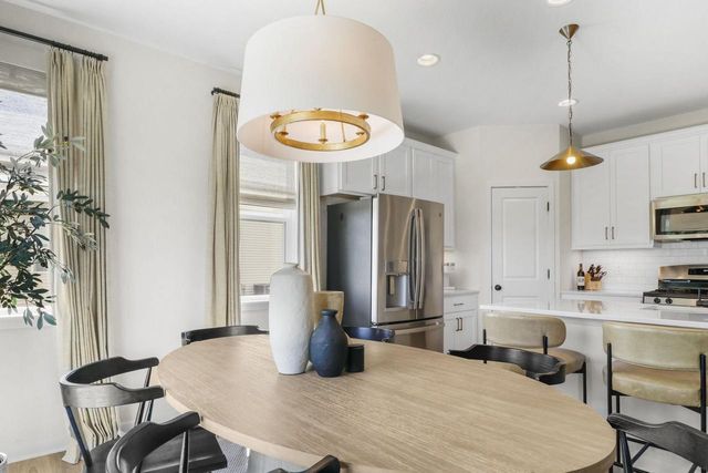 2753 Wayfair Street, Fitchburg, WI 53711