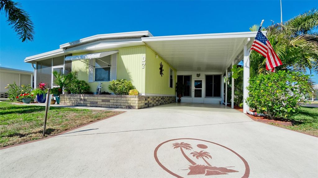 Image 1 of property listing at 5316 53RD AVENUE E D7, Bradenton, FL 34203