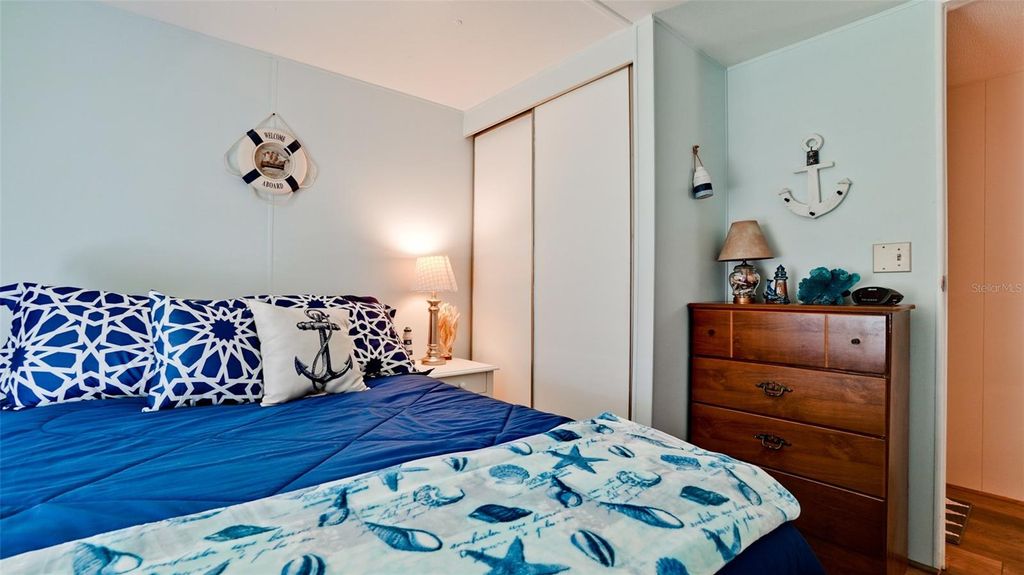 Image 14 of property listing at 5316 53RD AVENUE E D7, Bradenton, FL 34203