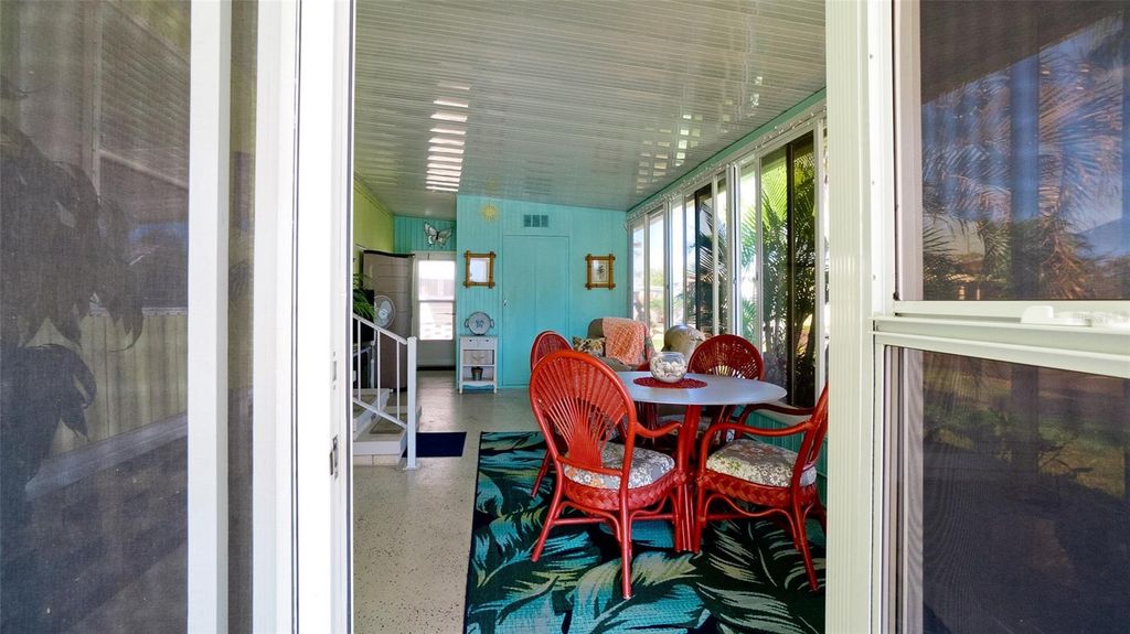 Image 19 of property listing at 5316 53RD AVENUE E D7, Bradenton, FL 34203