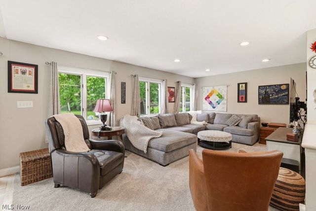 534 Miner Road, Highland Heights, OH 44143