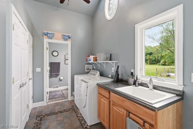 534 Miner Road, Highland Heights, OH 44143