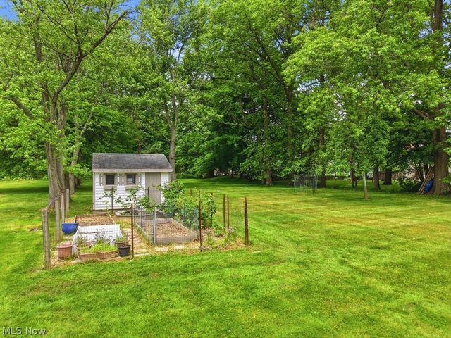 534 Miner Road, Highland Heights, OH 44143