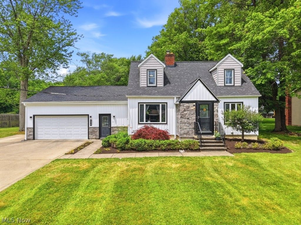 534 Miner Road, Highland Heights, OH 44143