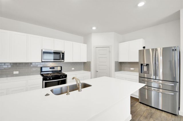 111 Wichita River RD, Hutto, TX 78634