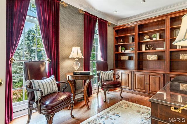 14301 Manderleigh Woods Drive, Town And Country, MO 63017