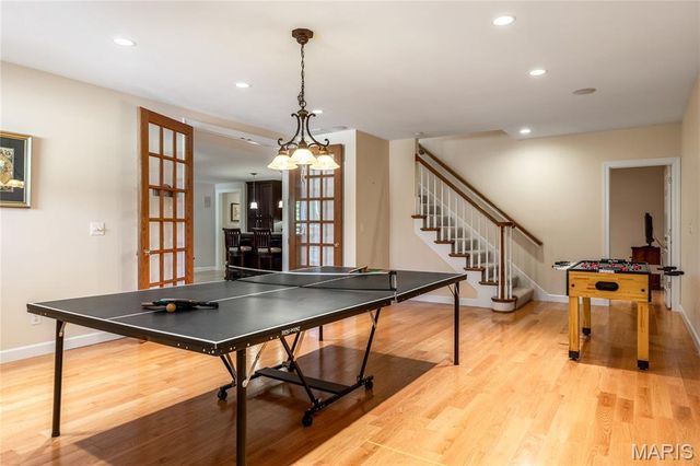 14301 Manderleigh Woods Drive, Town And Country, MO 63017