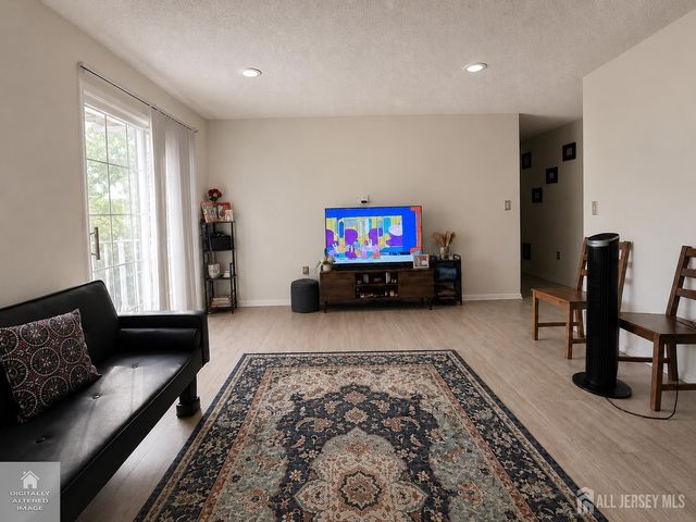 75 Brighton Way, North Brunswick, NJ 08902